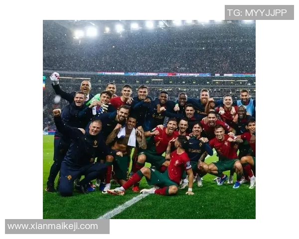 十月十三日生日足球巨星盘点:传奇球员与耀眼成就揭秘 十月十三日生日足球巨星盘点:传奇球员与耀眼成就揭秘