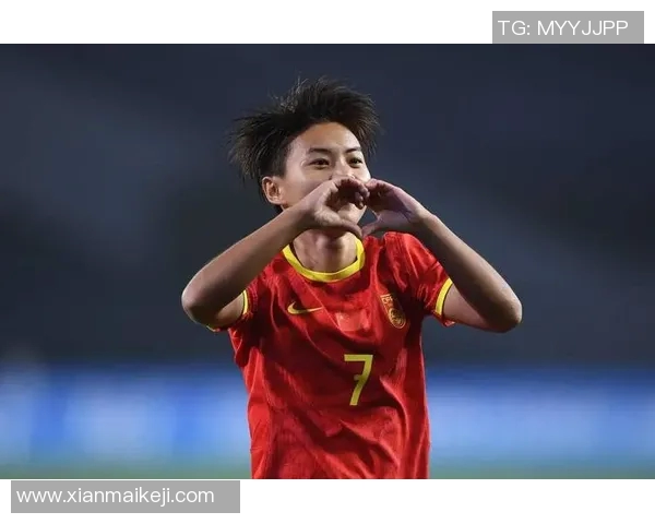 男足球星盛赞王霜技术出众 表示其在国际赛场上的表现令人钦佩 男足球星盛赞王霜技术出众 表示其在国际赛场上的表现令人钦佩